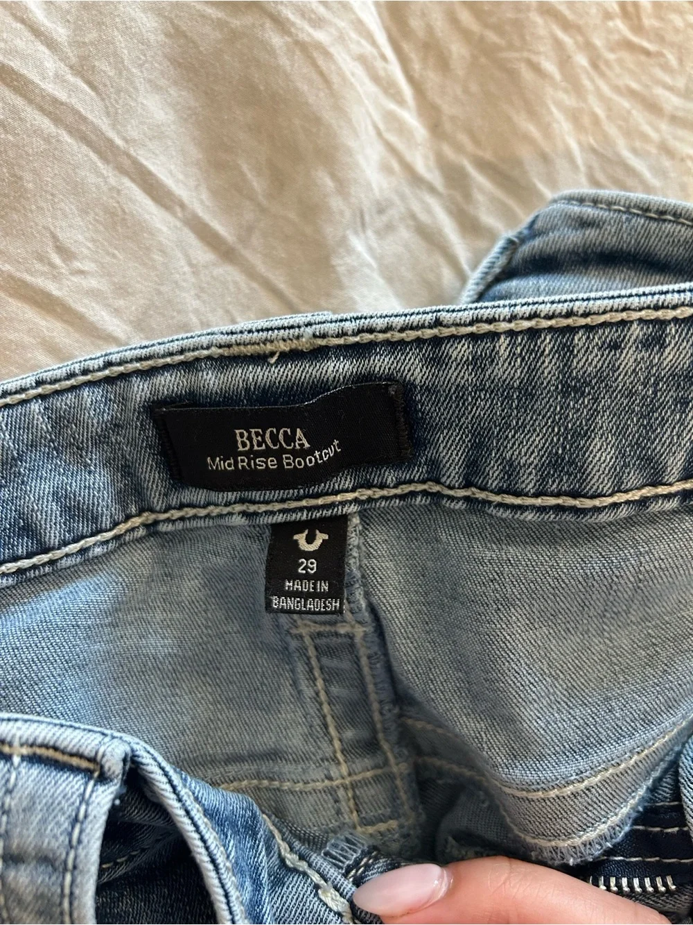 True Religion Women's Light Blue Straight Leg Jeans - Picture 3 of 3